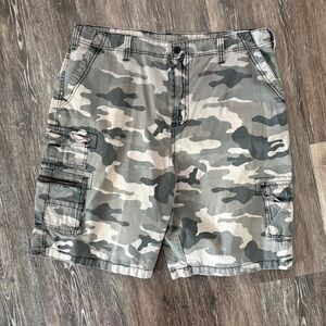 Men's Camouflage Cargo Shorts